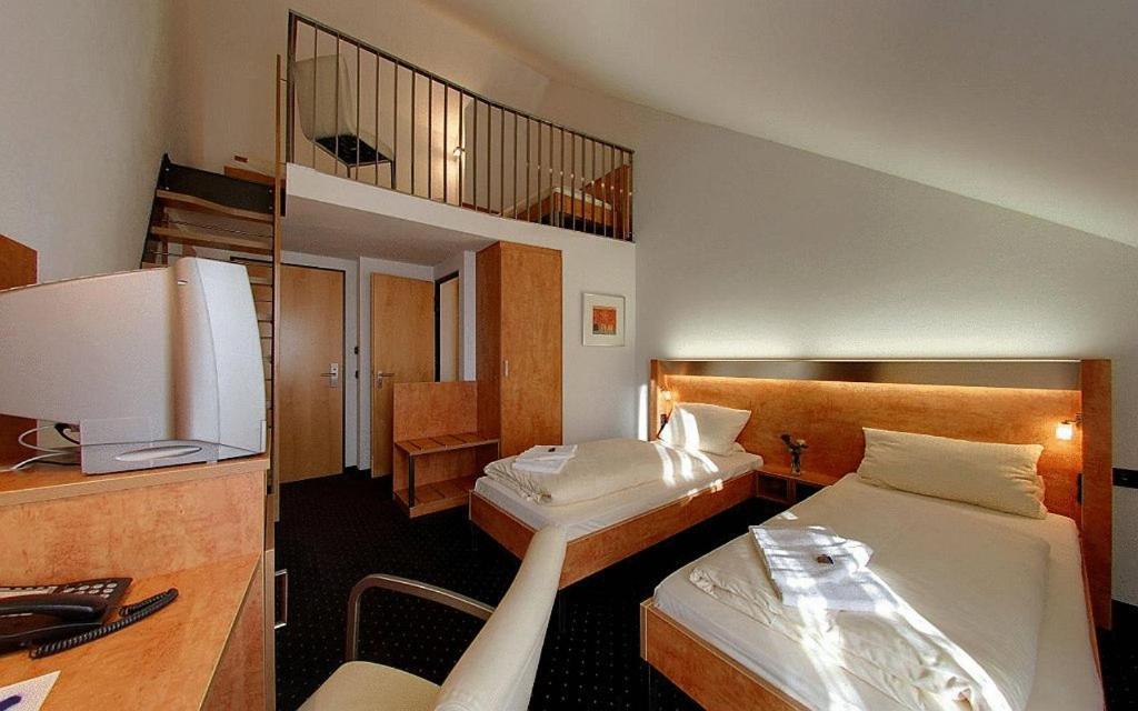 Hotel Gasthof Gross Bergkirchen  Chambre photo